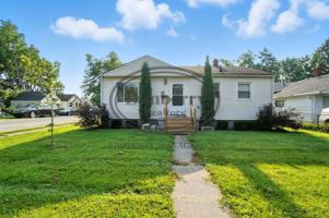 featured image of 1126 Searles Rd #1