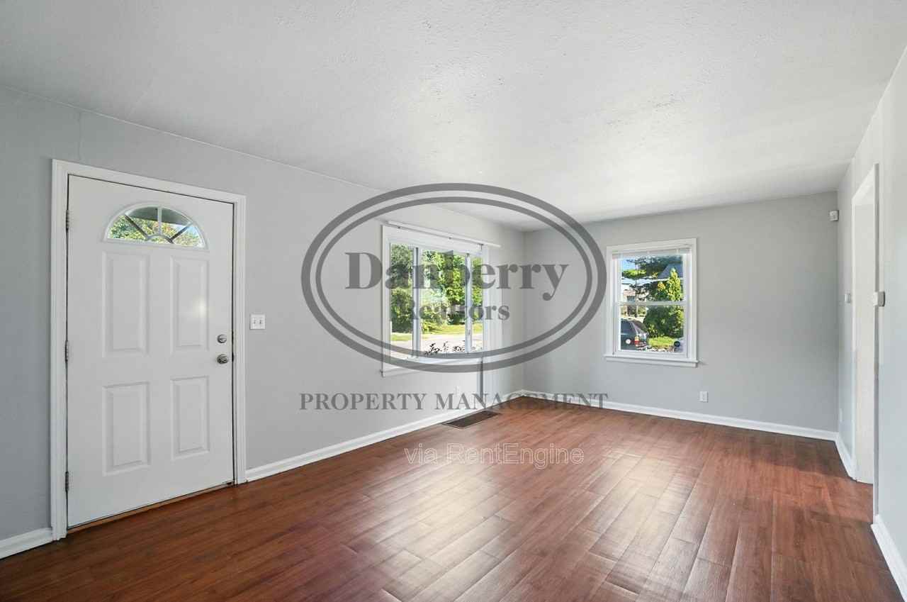 1126 Searles Rd #1 - Photo 2 of 40