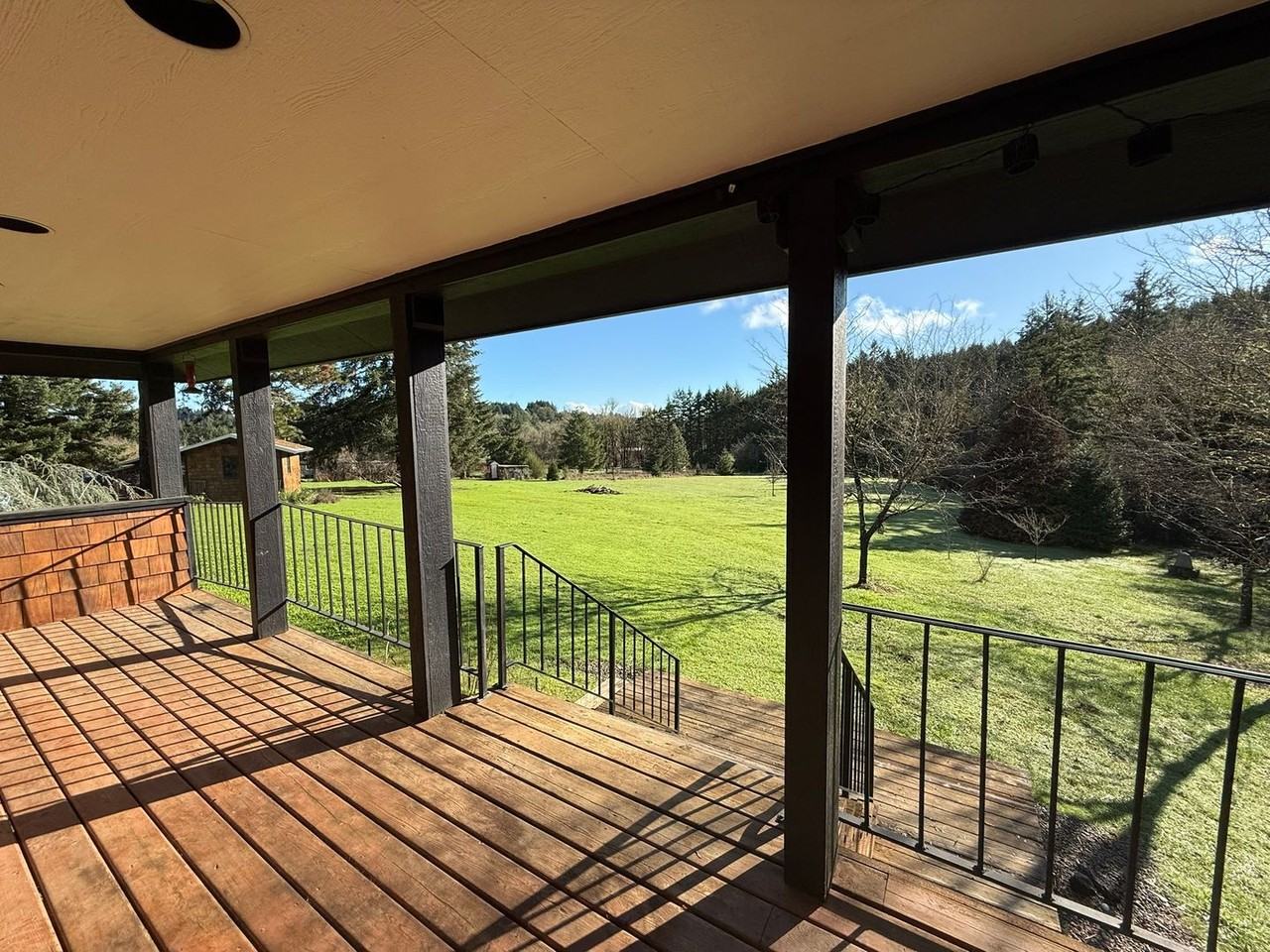 24496 Mccain Rd - Photo 2 of 40