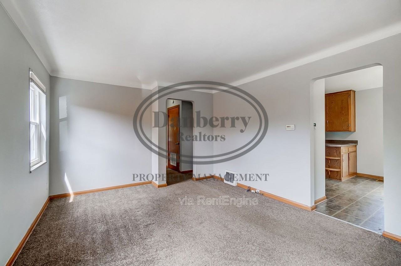 347 Darrow Ave #1 - Photo 7 of 43