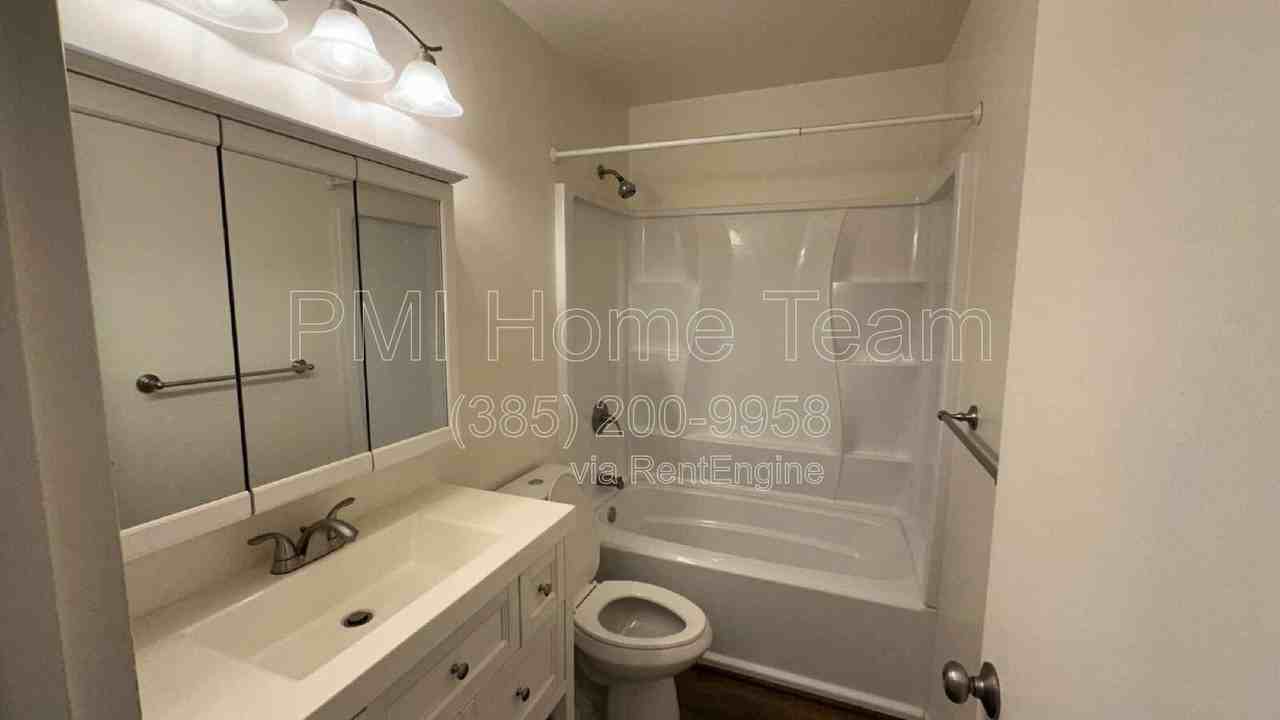 1920 W 4975 S #2 - Photo 5 of 9