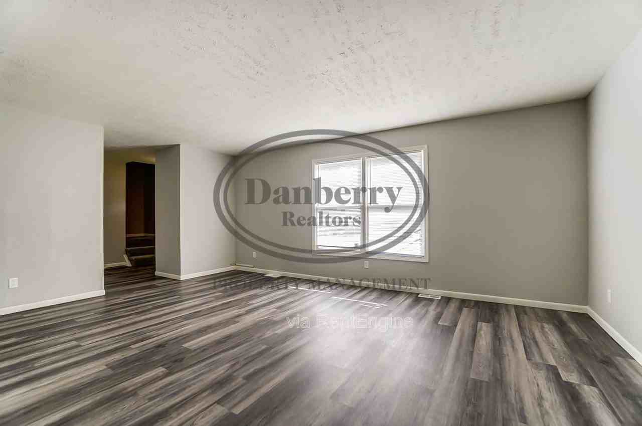 1103 Searles Rd #1 - Photo 6 of 41