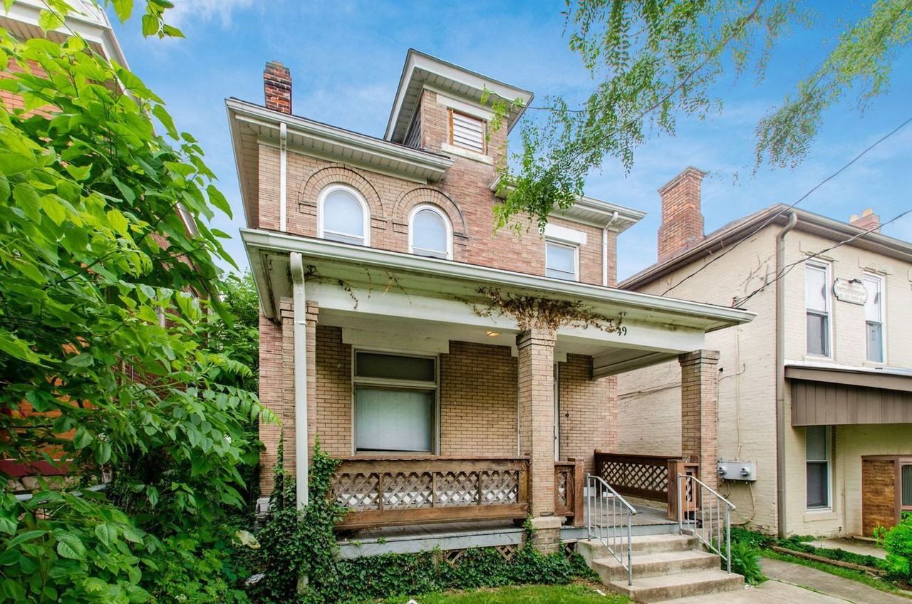 49 Euclid Ave - Photo 2 of 18