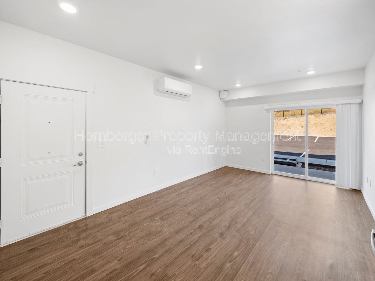 155 E Cleveland Ave #104 - Photo 3 of 11