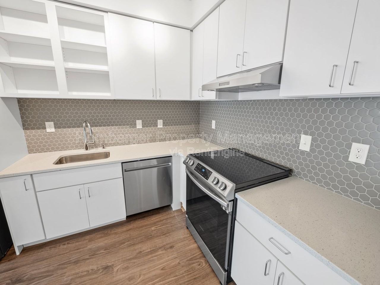 155 E Cleveland Ave #104 - Photo 7 of 11