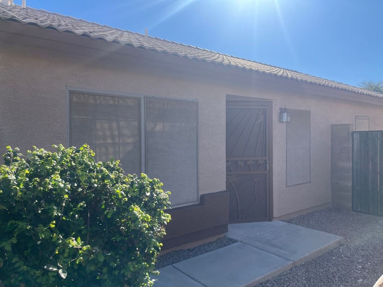 13225 W Desert Ln - Photo 2 of 23