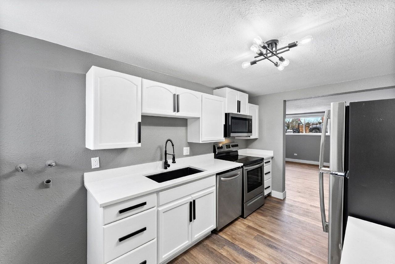 1100 Rosemary St #3 - Photo 6 of 18