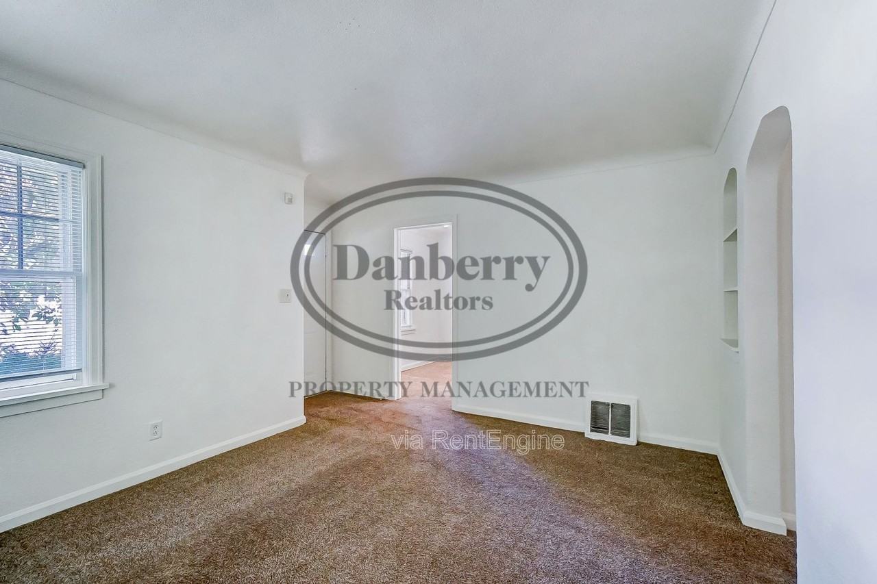 1132 Brookley Blvd #1 - Photo 7 of 42