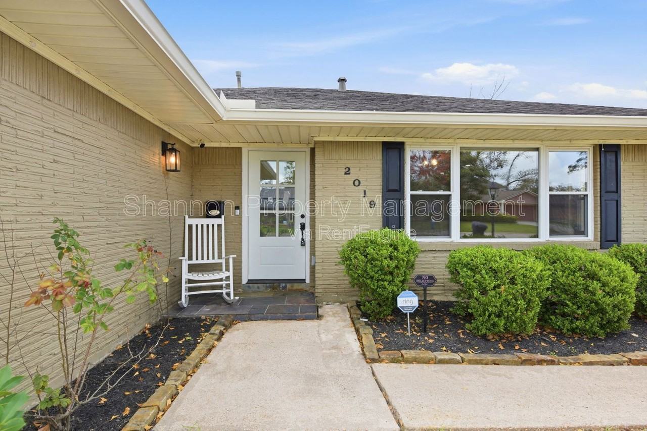 2019 Brimberry St - Photo 7 of 50