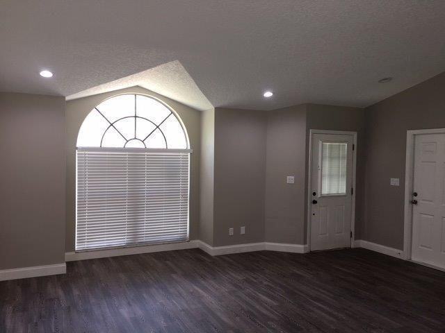 7919 Goldleaf St - Photo 5 of 14