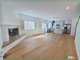 featured image of 1521 S Hayworth Ave #102