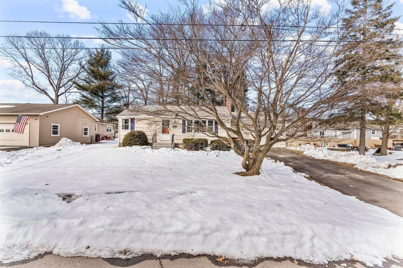 19 Casper Ct - Photo 3 of 27