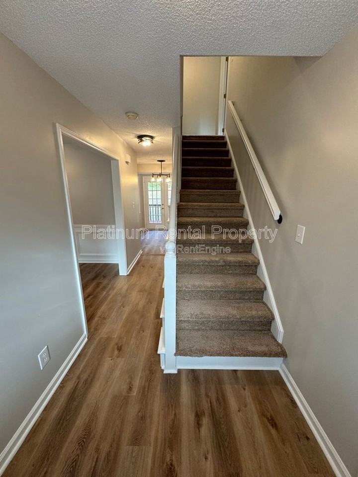 3605 Knoll Crest Trl - Photo 6 of 28