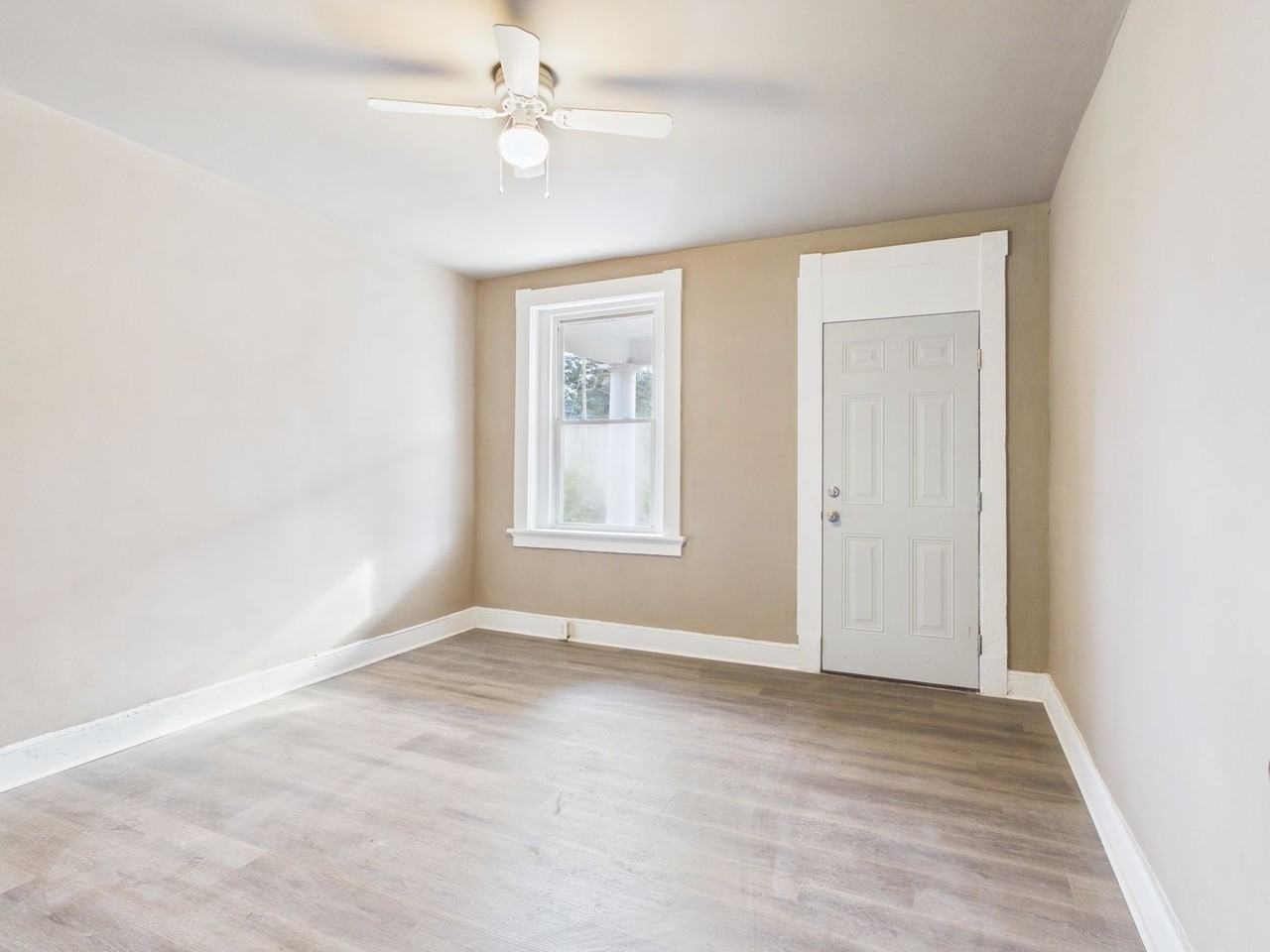 2508 North Ave #2 - Photo 4 of 20