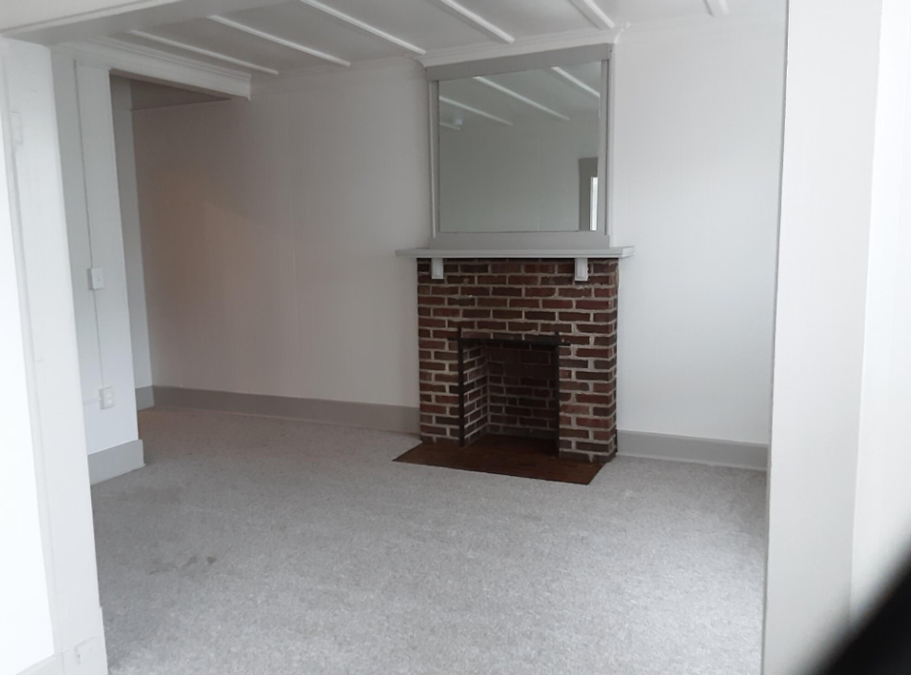 847 1/2 Massachusetts - Photo 6 of 10