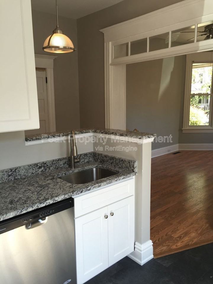 2901 Ellwood Ave #1 - Photo 4 of 24