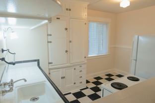 2170 NE Hancock St - Photo 1 of 1