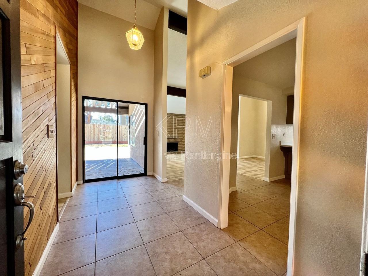 4517 Da Vinci Dr - Photo 4 of 34