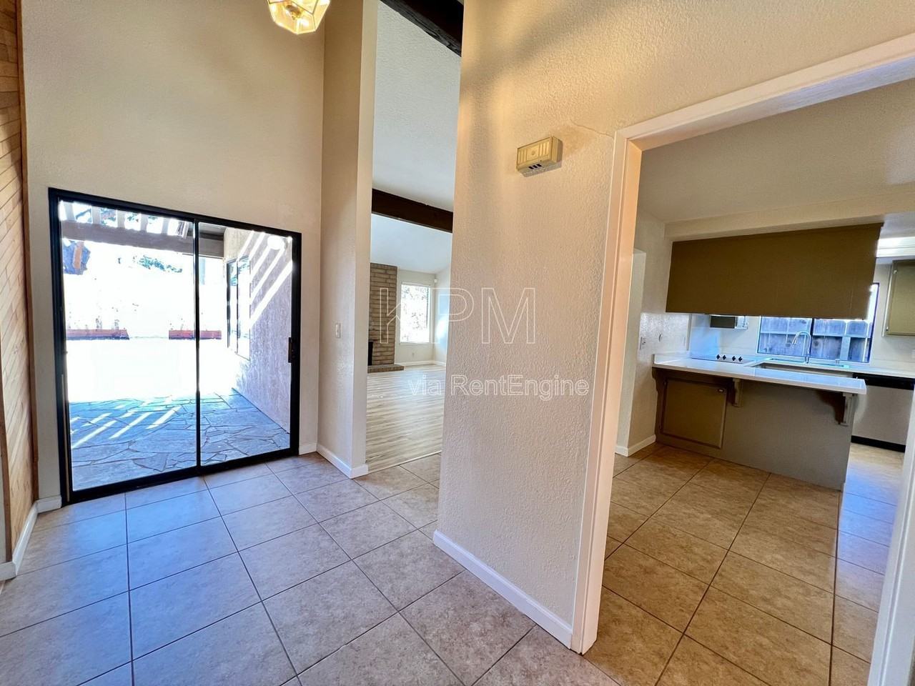 4517 Da Vinci Dr - Photo 5 of 34