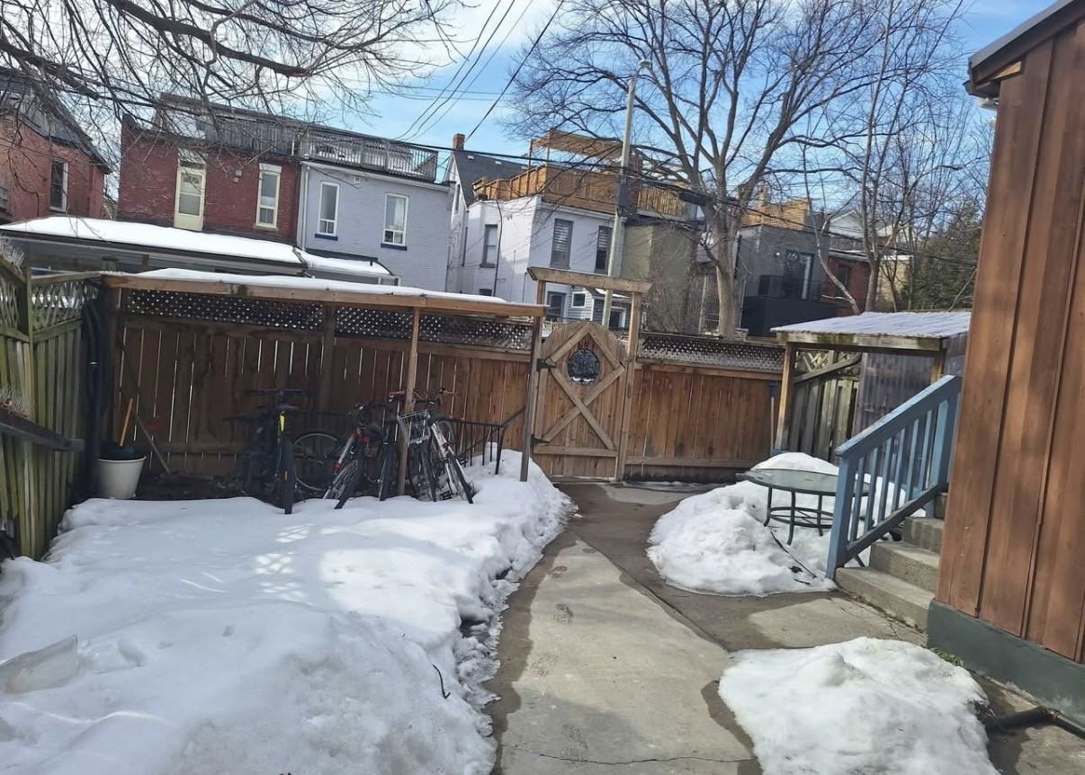 College St & Brunswick Ave - Photo 5 of 13