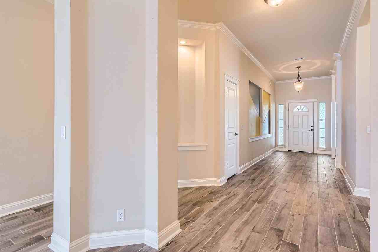 6609 Carrington Dr - Photo 5 of 29