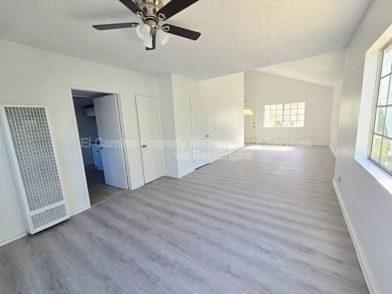 11140 Duncan Ave #C - Photo 3 of 23