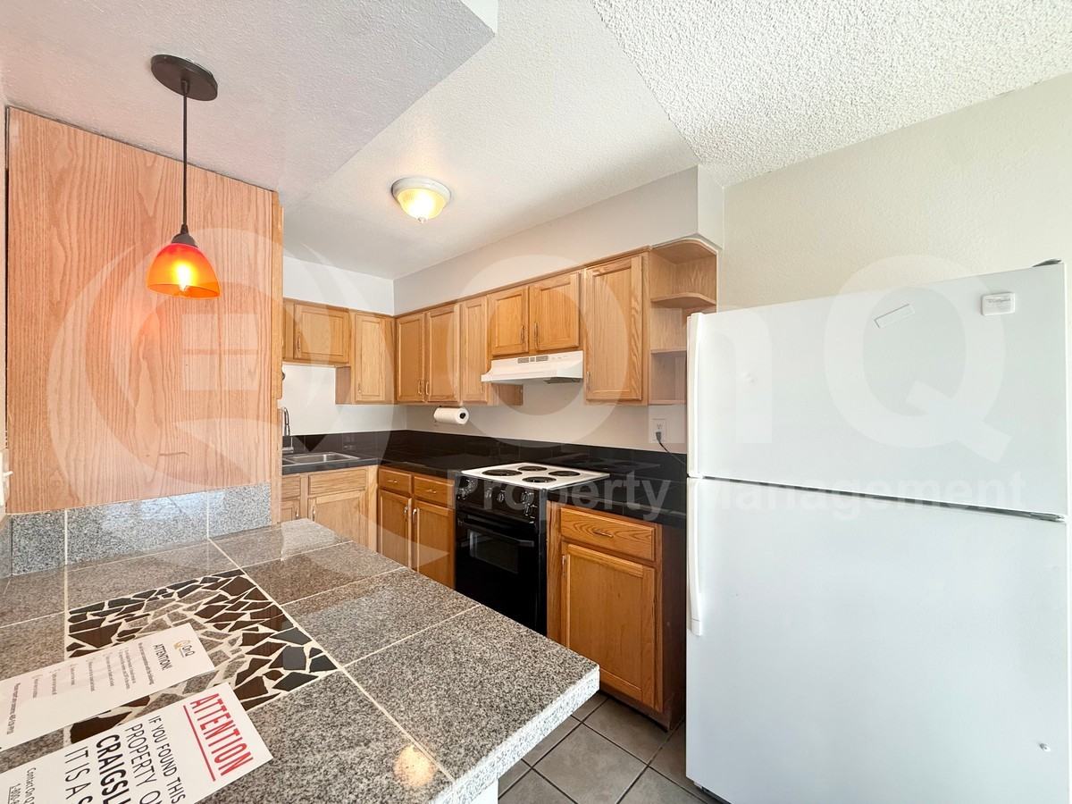 2233 W Farmdale Ave #15 - Photo 5 of 17