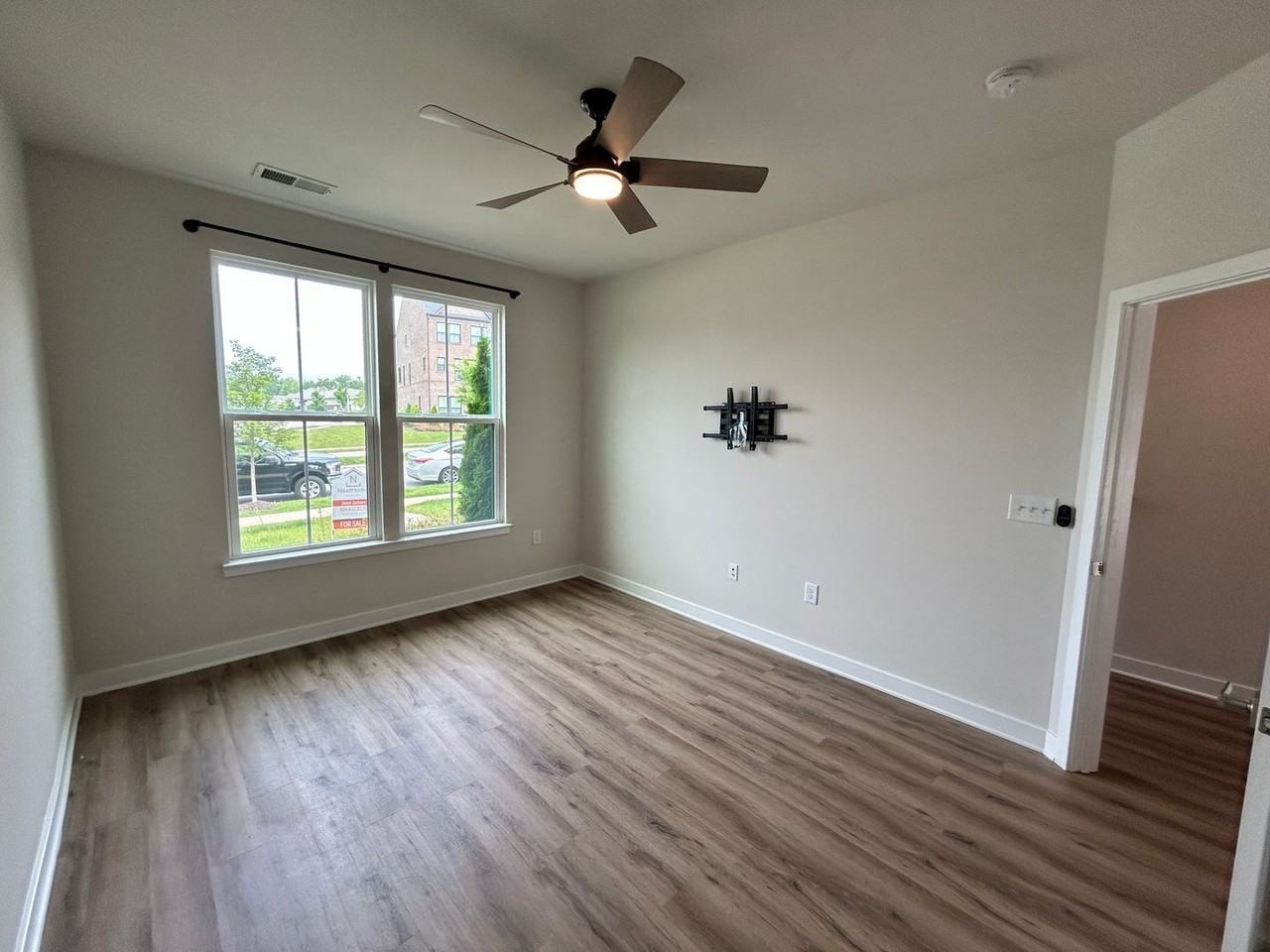 14361 Revelry Blvd - Photo 4 of 36