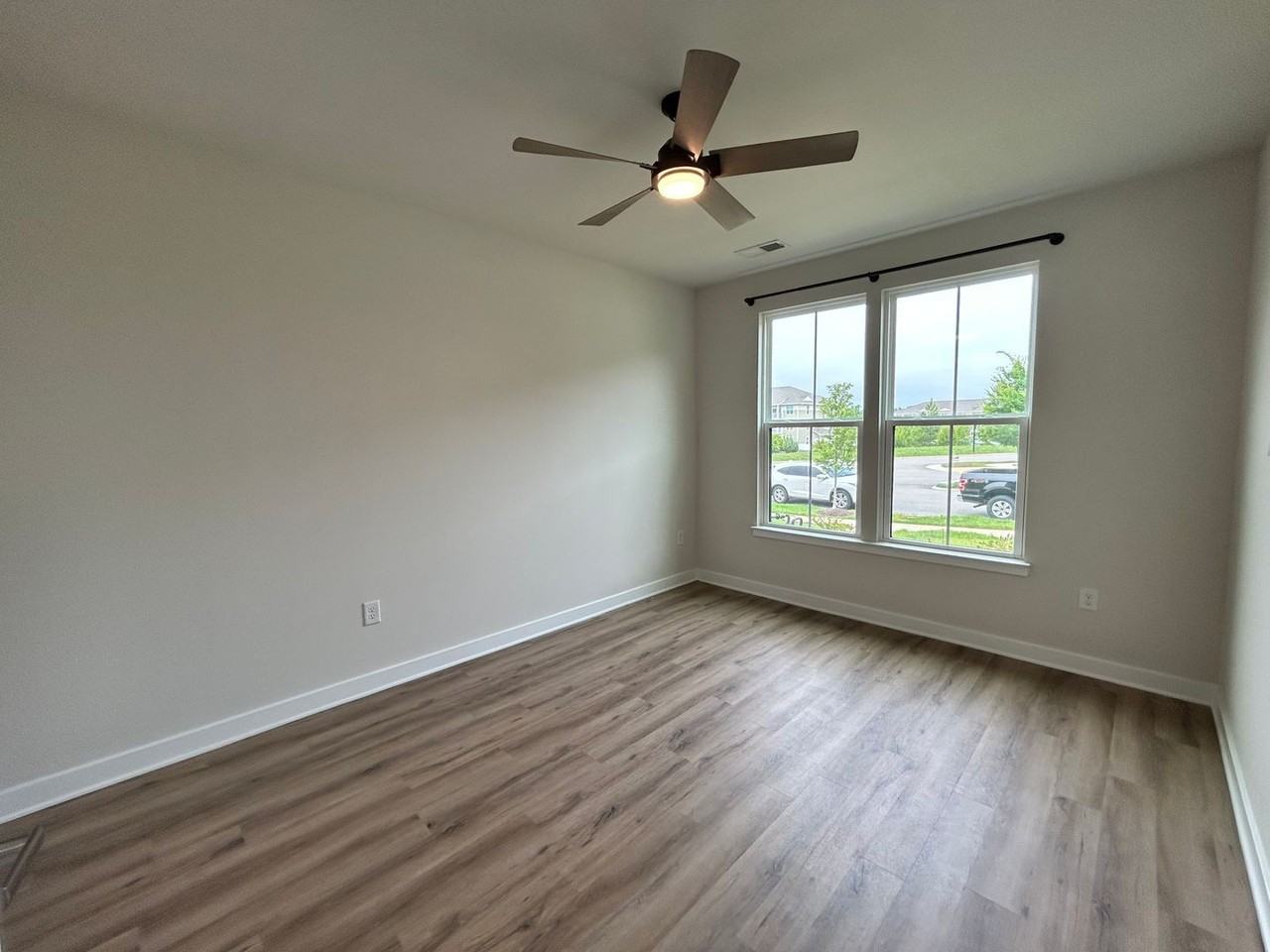 14361 Revelry Blvd - Photo 5 of 36