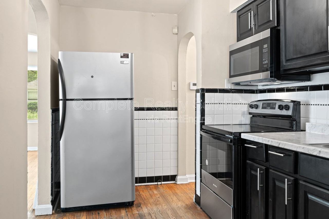 2019 Raven Dr - Photo 5 of 22