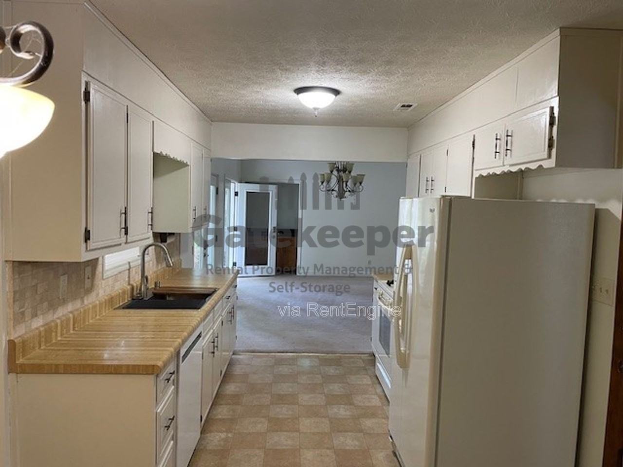 100 Sandown Dr - Photo 6 of 18