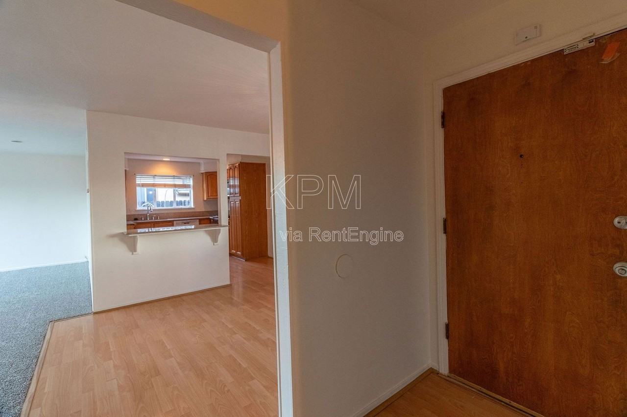 713 San Francis Ave - Photo 4 of 27