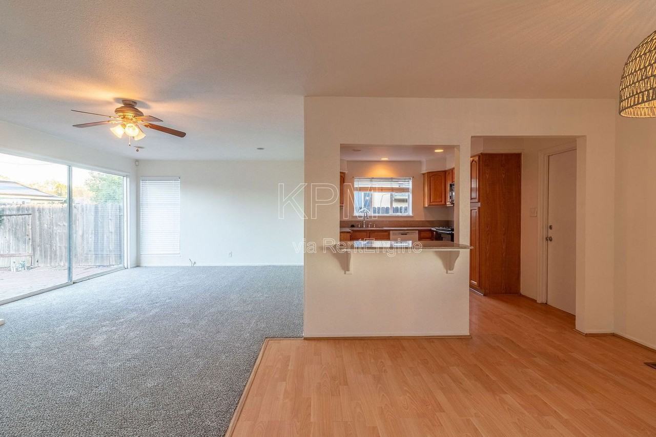 713 San Francis Ave - Photo 5 of 27