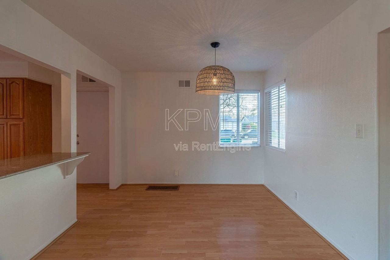 713 San Francis Ave - Photo 7 of 27