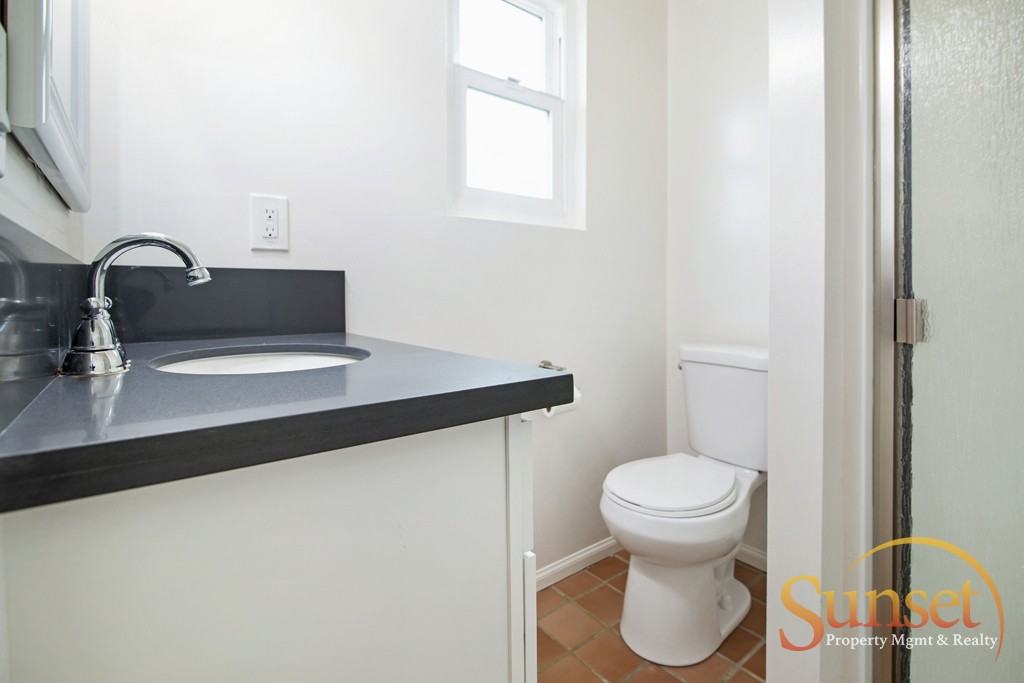 1972 Frankfort St - Photo 2 of 19