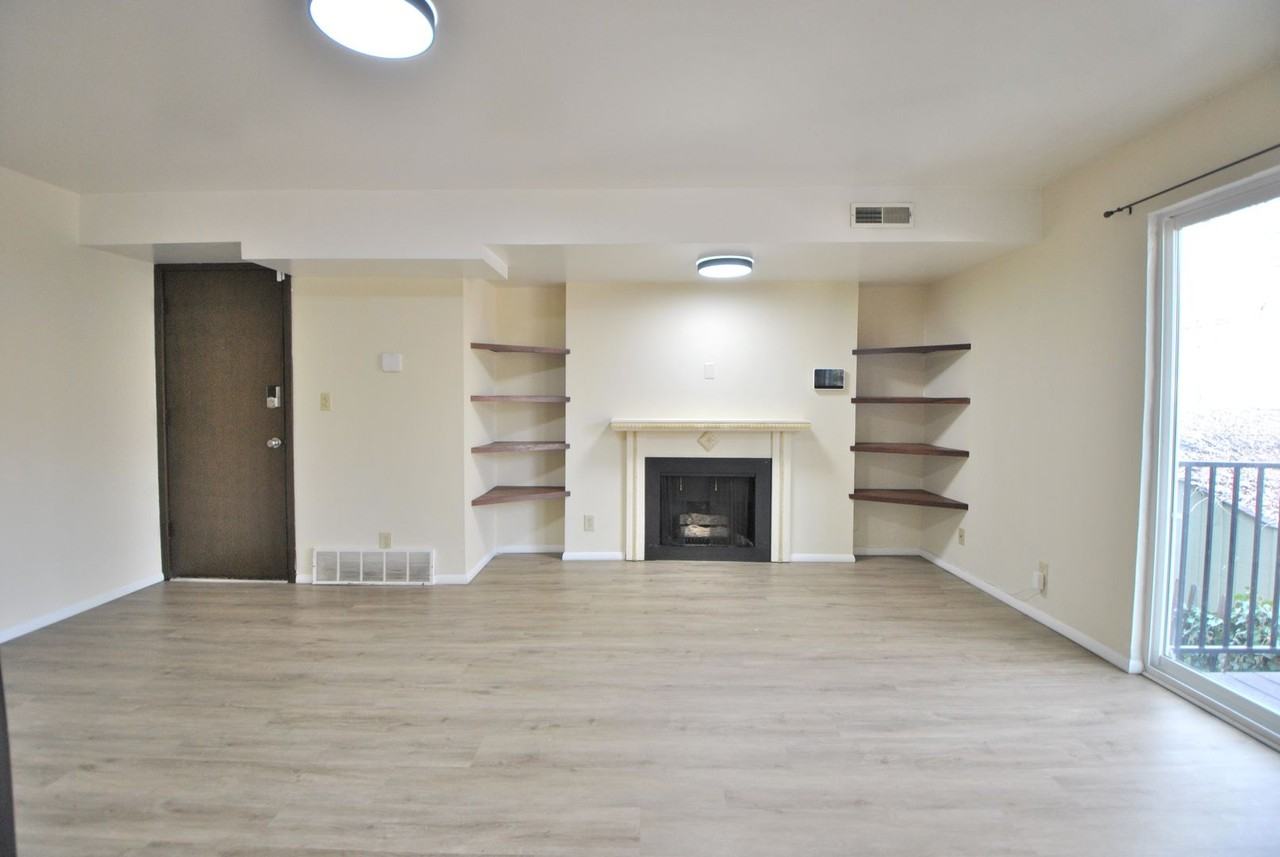 167 E 100 N - Photo 4 of 11