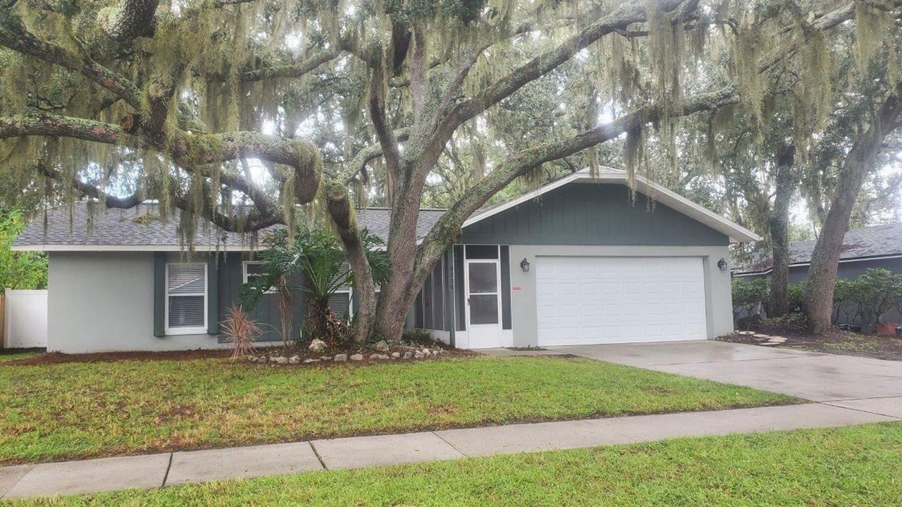 9220 Larette Dr - Photo 3 of 22