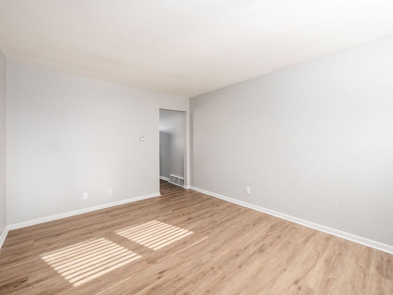 554 Riverview Dr #C - Photo 7 of 23