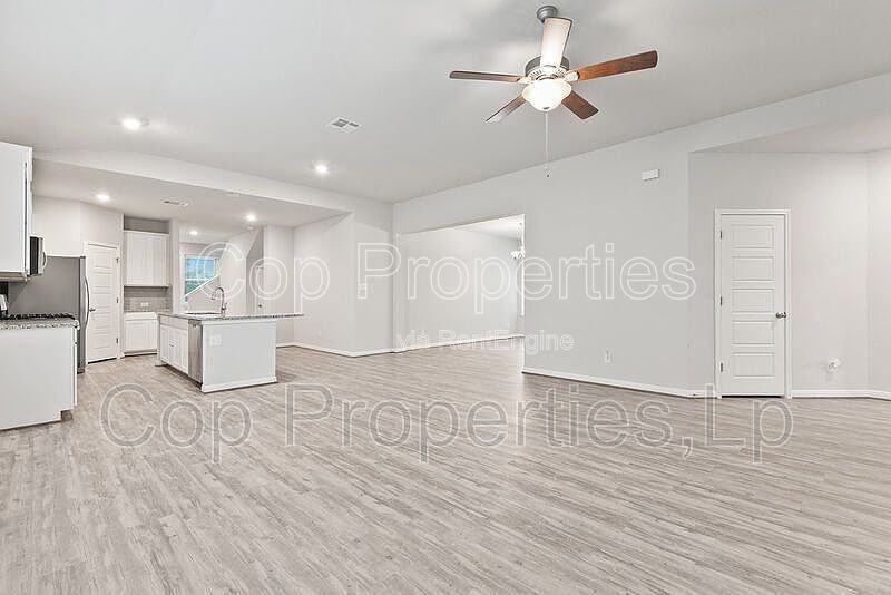 11627 Troubadour Trl - Photo 6 of 34