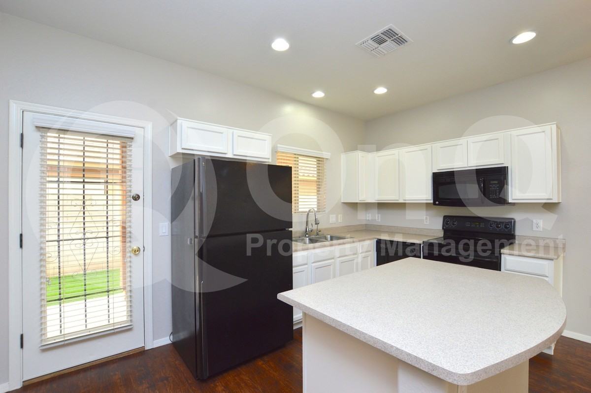 326 S Leandro - Photo 3 of 23