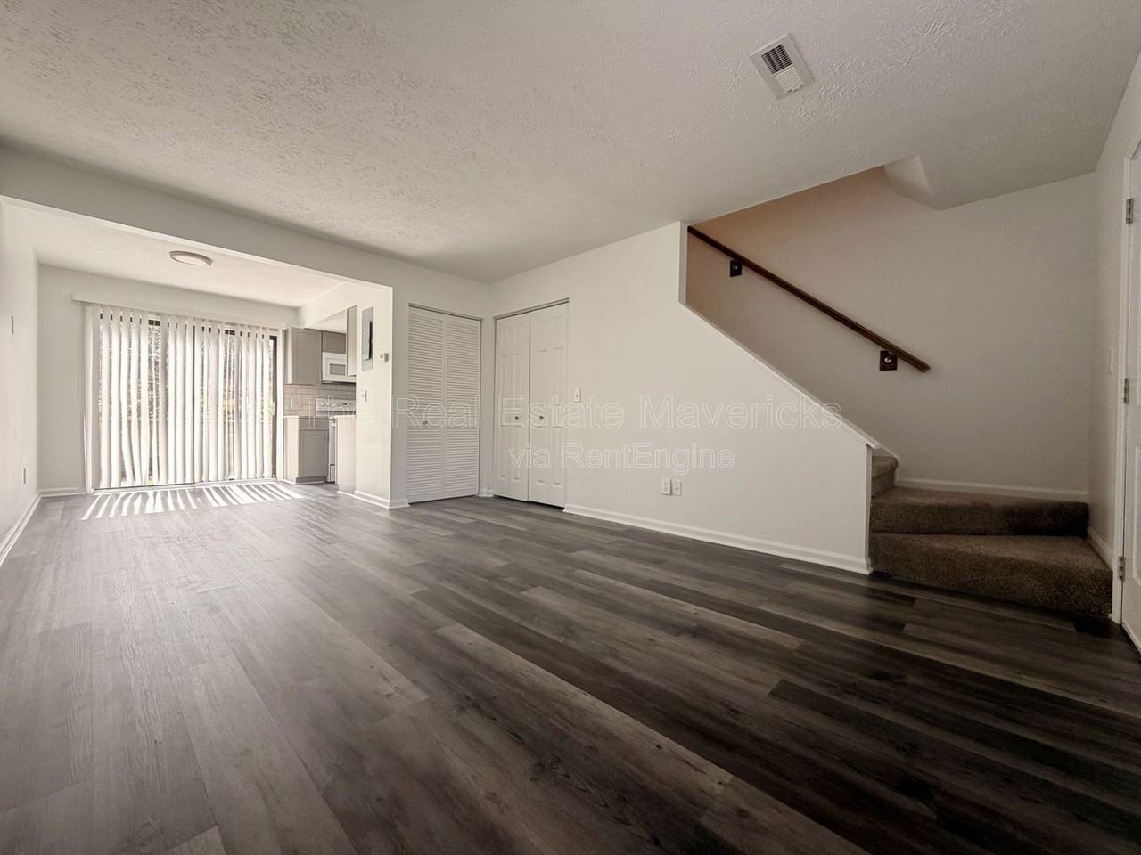 308 Gillespie Rd #B1 - Photo 2 of 8