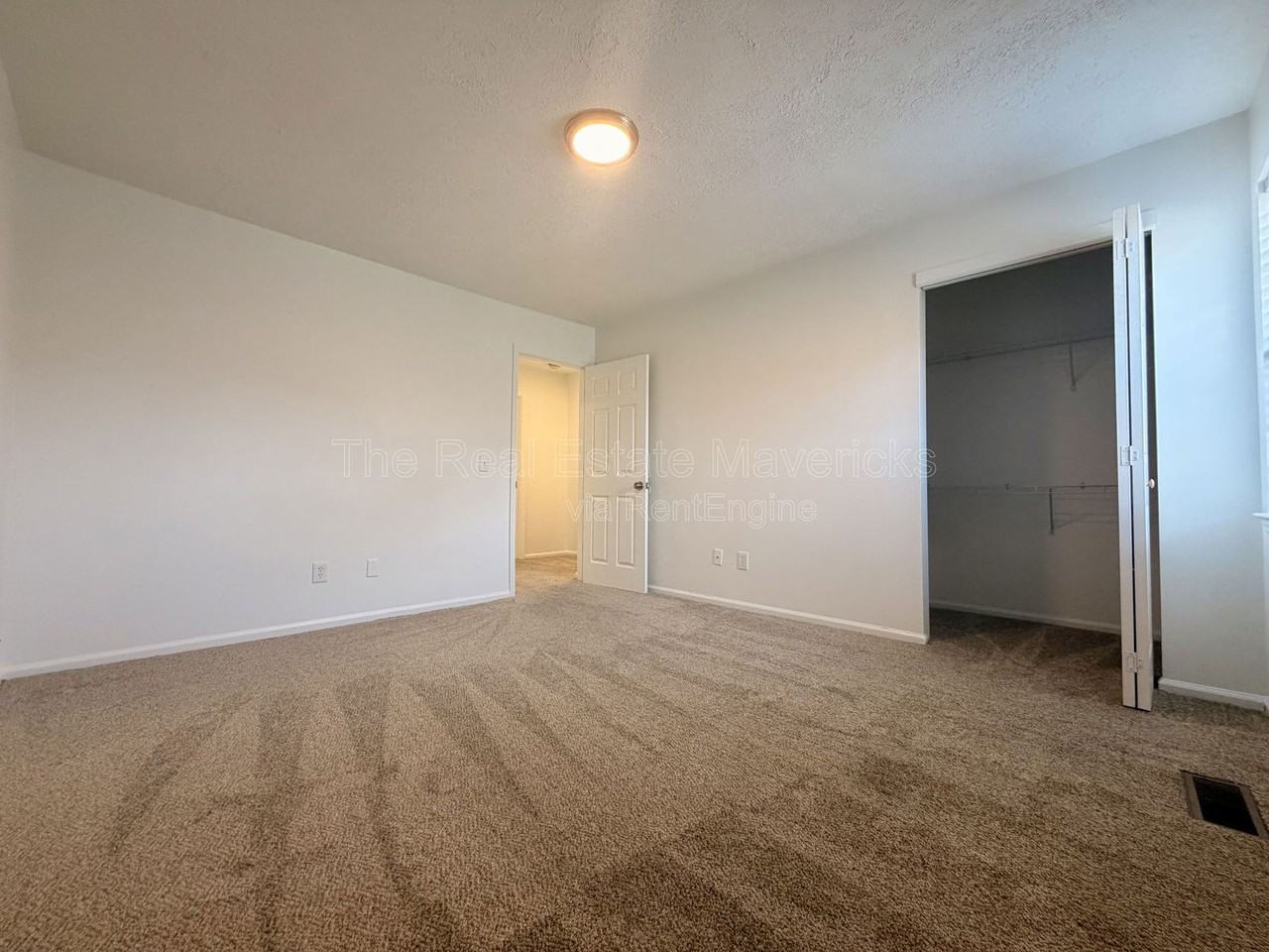 308 Gillespie Rd #B1 - Photo 6 of 8