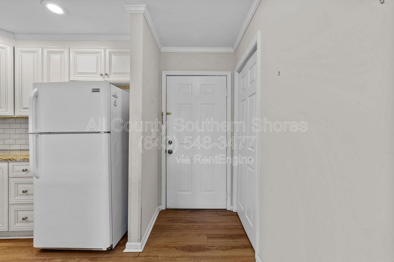 305 Resort Dr #C9 - Photo 4 of 36