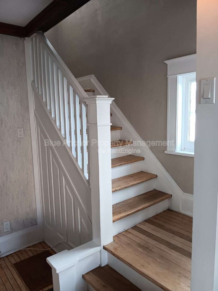 82 Marmora St - Photo 7 of 20