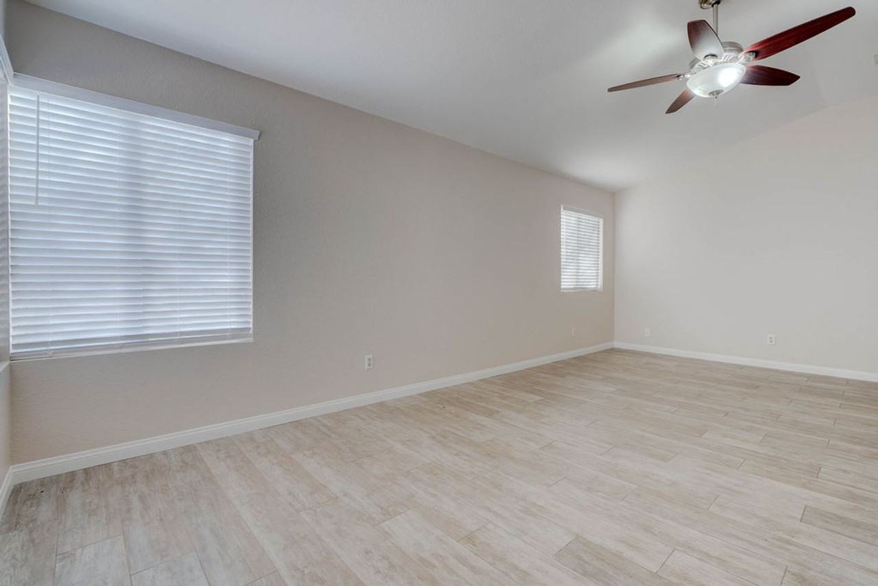 4417 Norte Cir - Photo 2 of 42