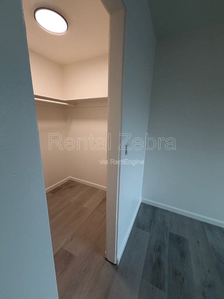 1440 Southwest Blvd #17 - Photo 7 of 8