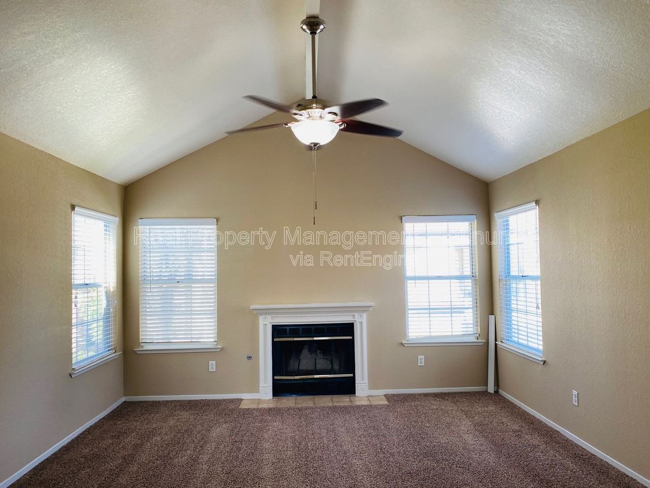 8153 N Cedar Ave #212 - Photo 2 of 31