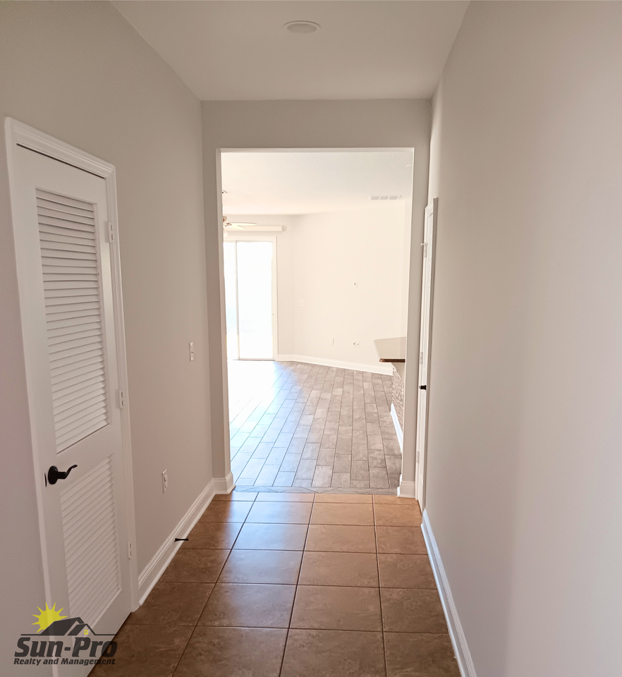 117 Prestwick Grande Dr - Photo 4 of 22