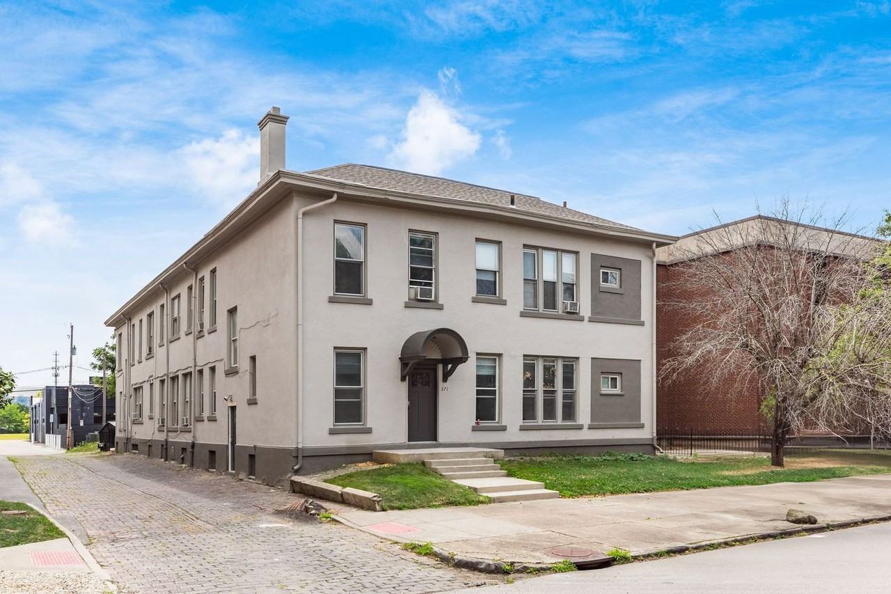 571 E Rich St #10 - Photo 2 of 6