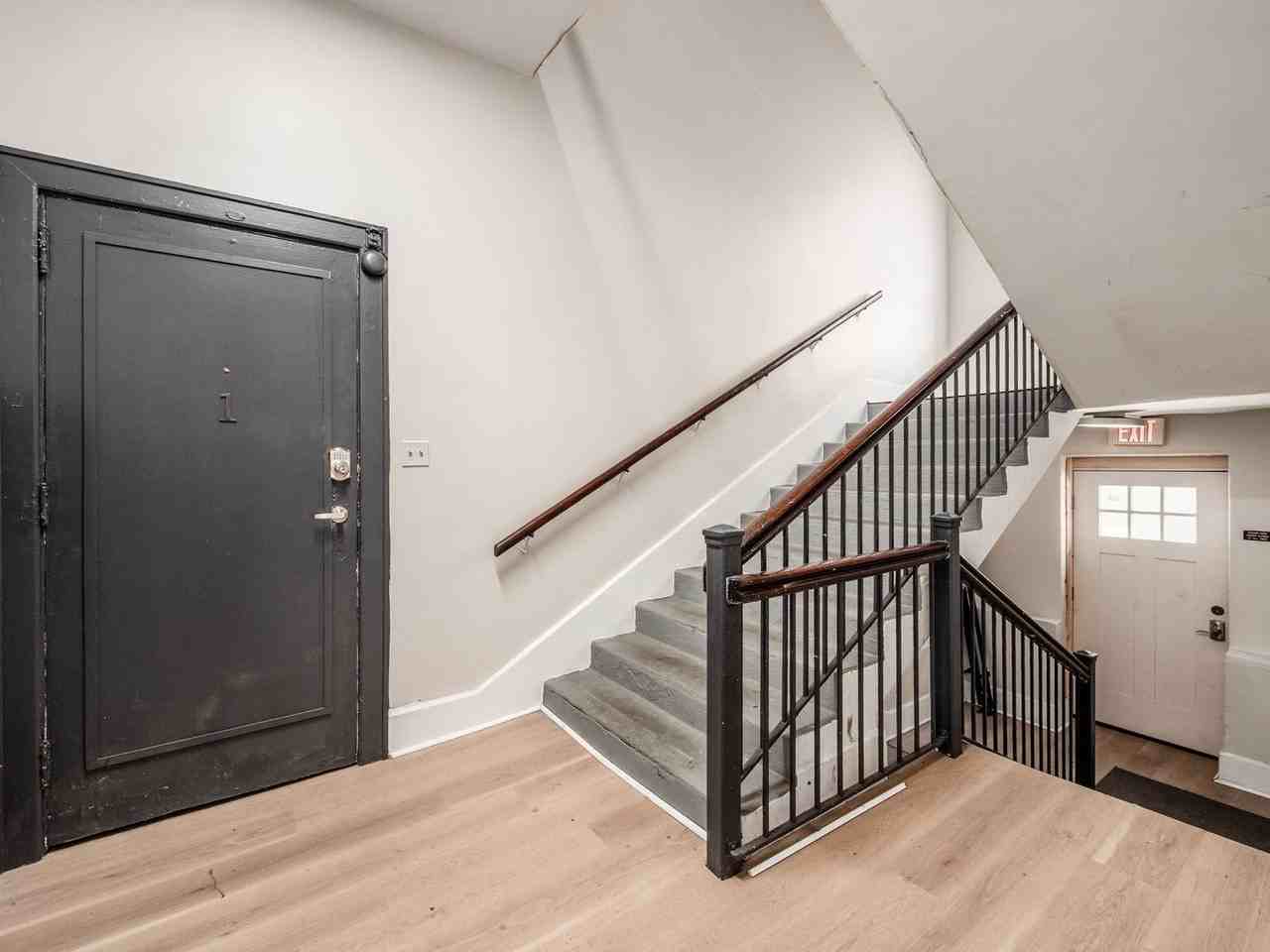 571 E Rich St #10 - Photo 5 of 6